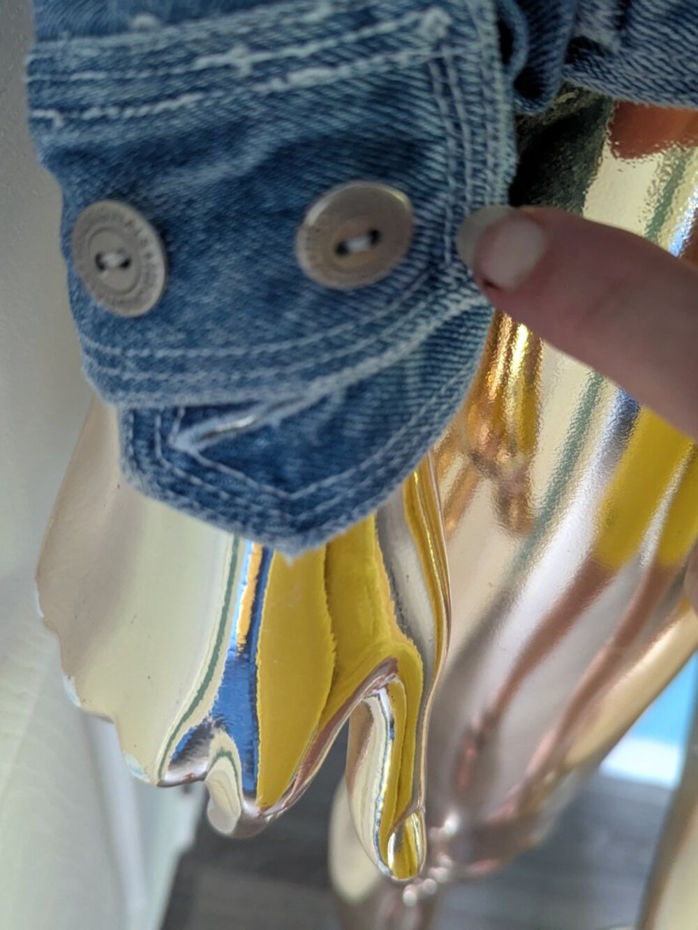 Levi's 725 Vintage Denim Jacket - Picture 7 of 8